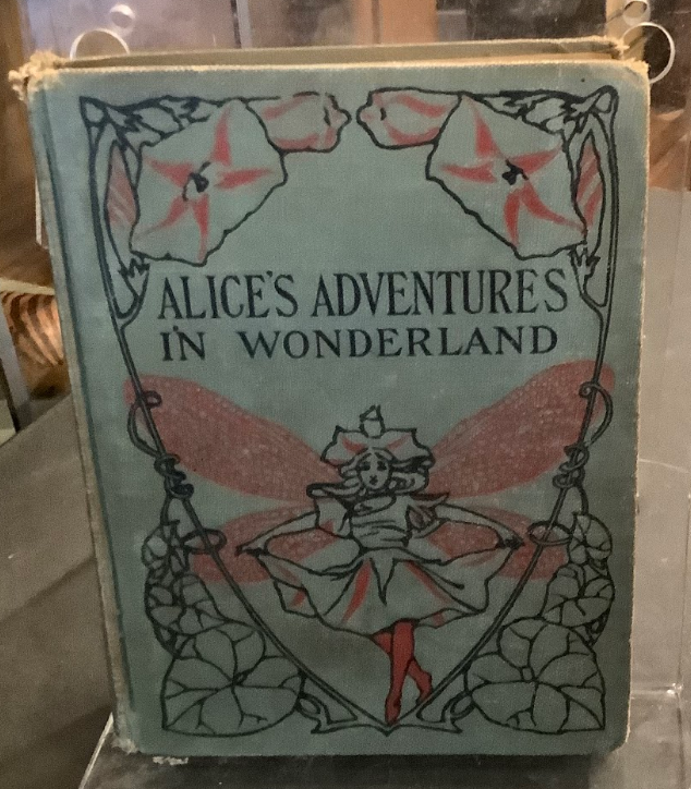 洋書 Alice's Adventures in Wonderland Alice-s-Adventures-in-